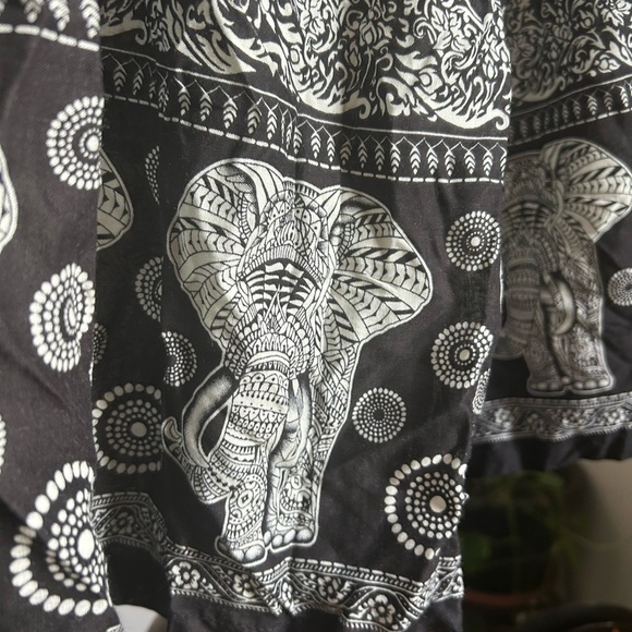 Elephant Print Black and White Boho Hippie Shorts Free Size - Picture 9 of 16